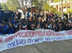 Apoyo a la Toma de Colegios ¡ Por educación pública, gratuita y de calidad a favor del pueblo !!