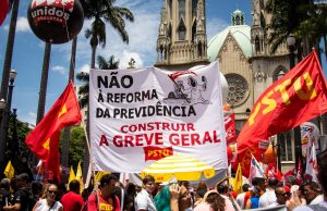 Derrotar la reforma y las amenazas autoritarias de Bolsonaro