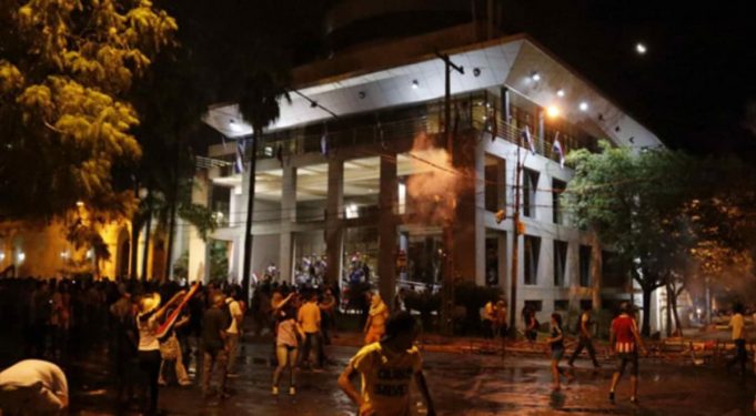 Democracia en el Capitalismo, expectativa versus realidad