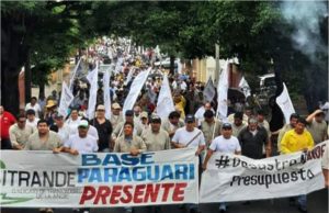 Vivir dignamente es un derecho NO un privilegio