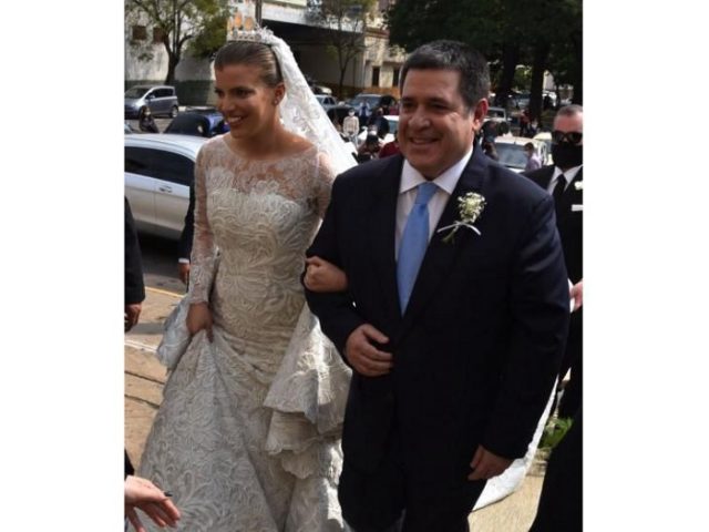 El gastroclasismo y “la boda del año”