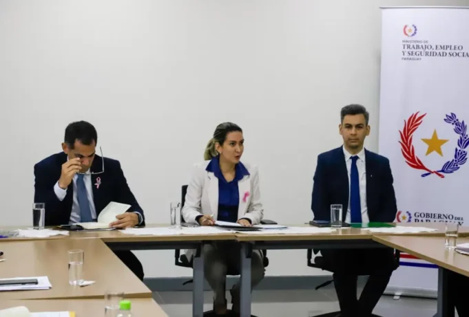 TOMADURA DE PELO PARA UNA “NUEVA” SUPERINTENDENCIA