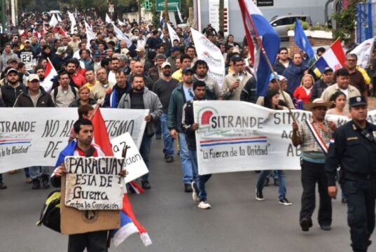 Contra la fusión neoliberal de ministerios y la privatización del sector eléctrico