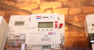 El gobierno prepara un tarifazo en la ANDE contra los trabajadores