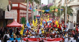 Los trabajadores de la educación doblegaron voluntad del gobierno